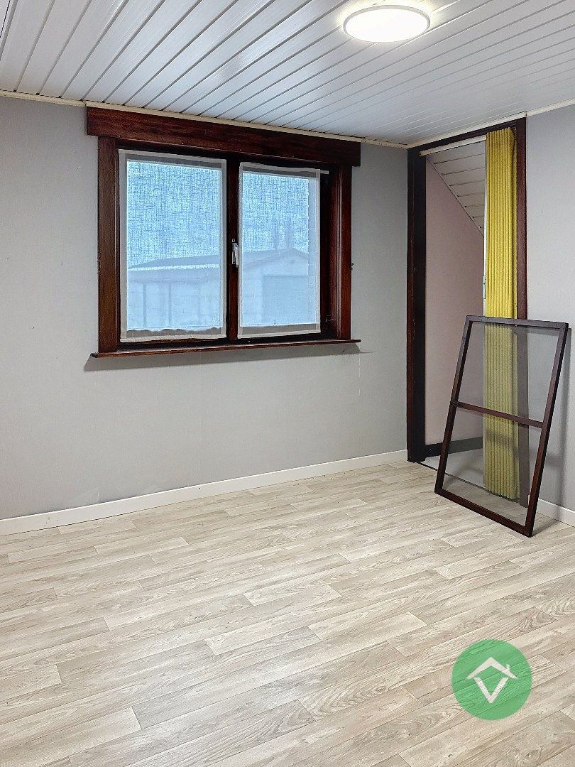 Alleenstaande woning met vele mogelijkheden te Ichtegem  foto 10