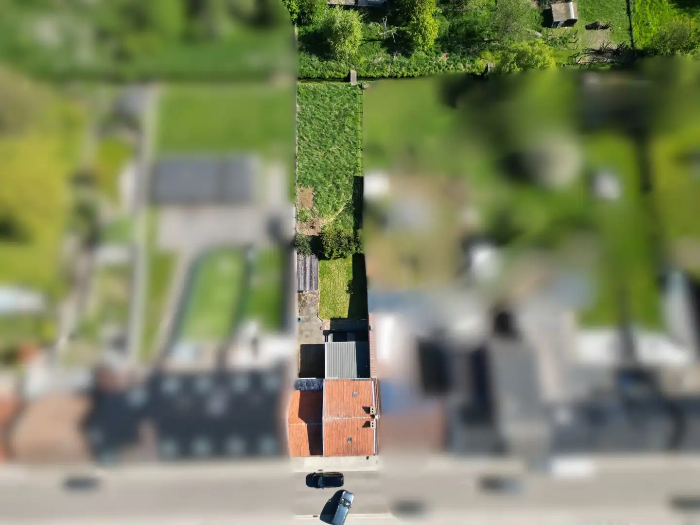 CHARMANTE WONING MET KARAKTER, RUIMTE EN UITZONDERLIJK POTENTIEEL OP RUIM PERCEEL foto 3