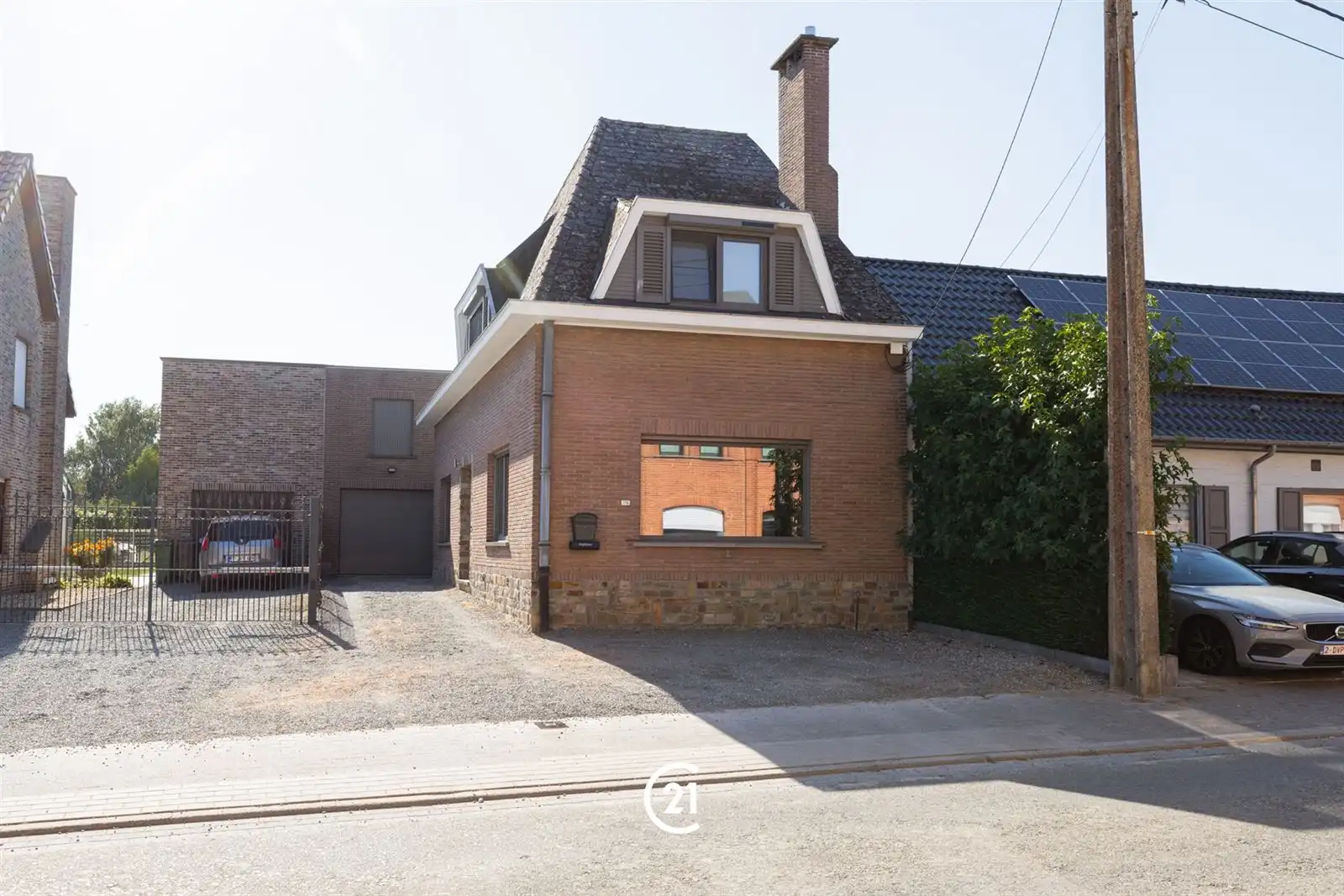 Hoofdfoto van de publicatie: Goed gelegen gezinswoning met 3 ruime kamers, garage, tuin en berging
