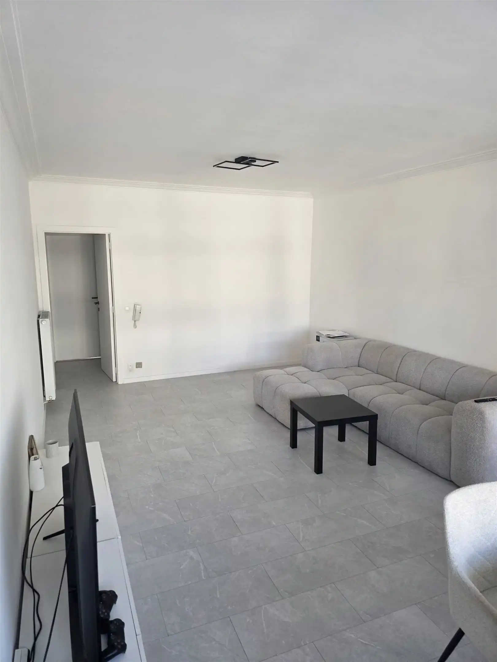 Lichtrijk appartement, centrum Wilrijk foto 2