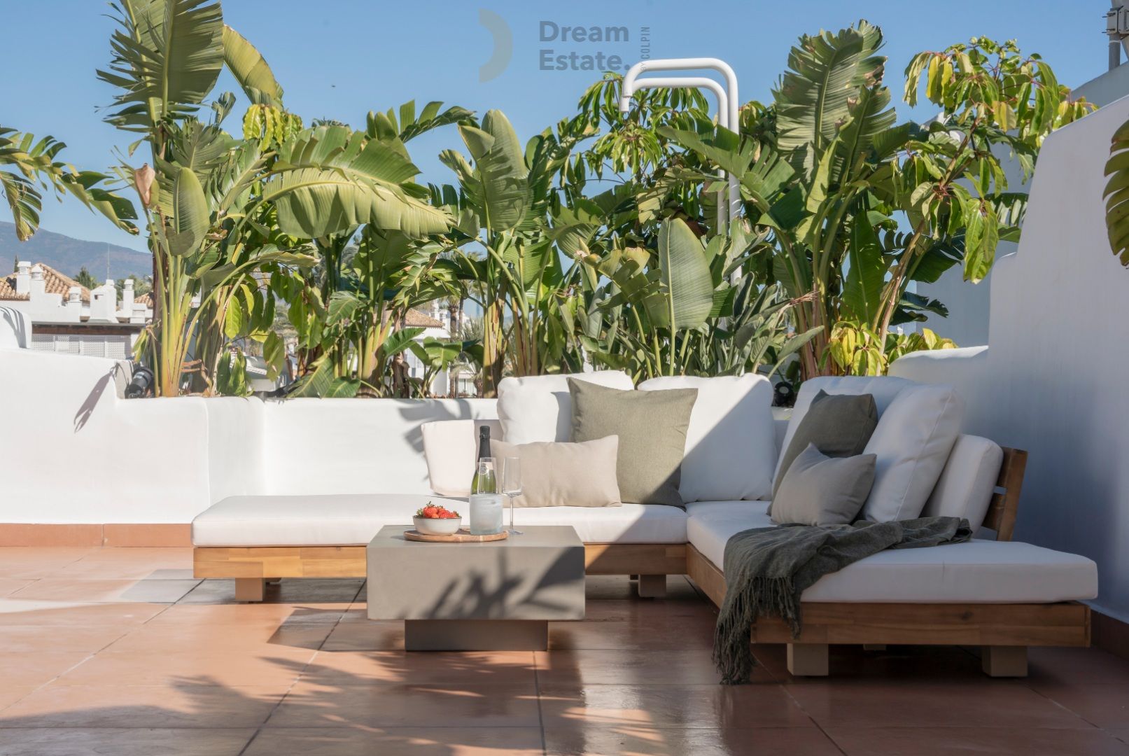 Luxe penthouse frontline beach Estepona. foto 11