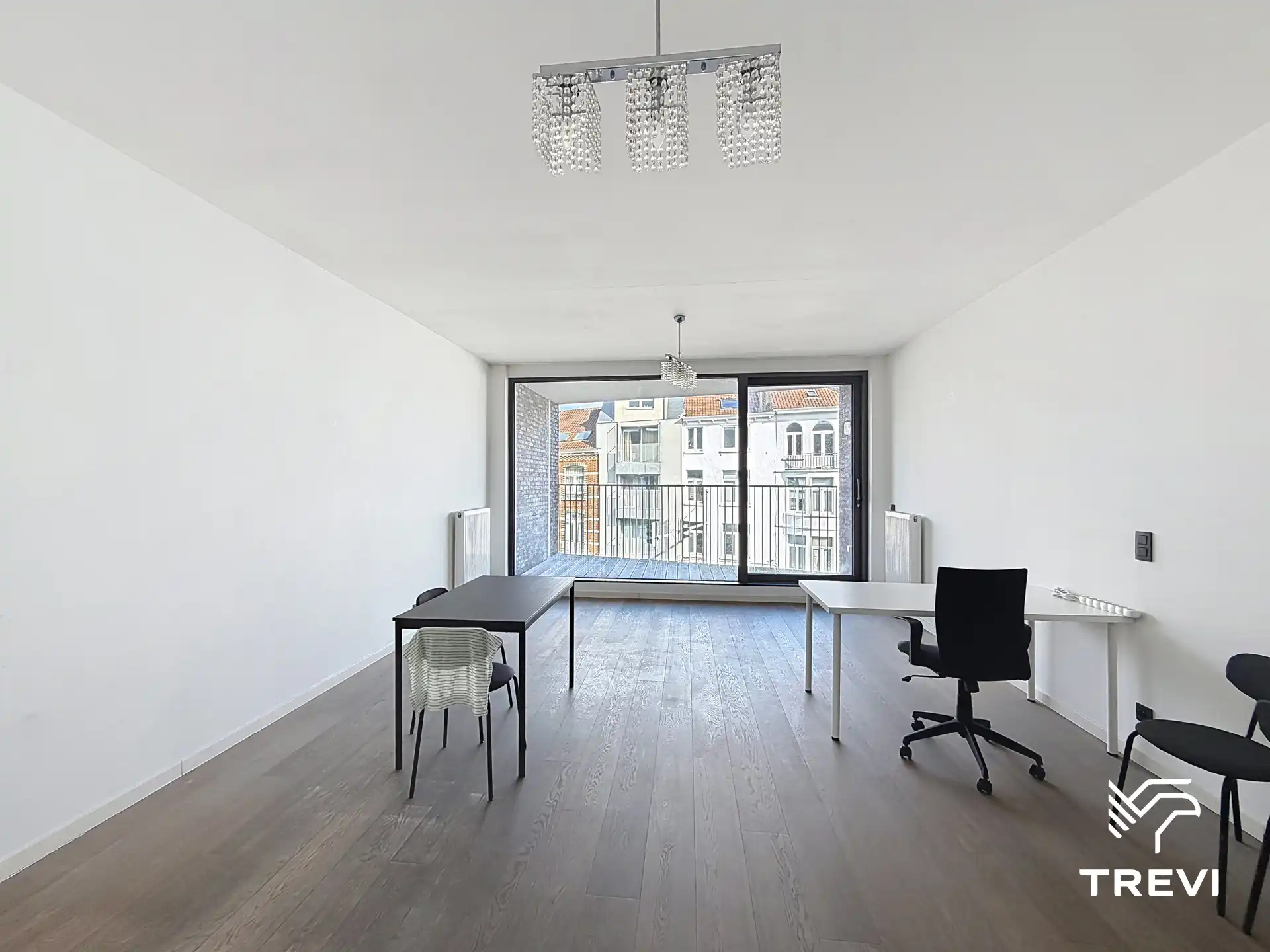 1-kamerappartement in een recent gebouw foto 4