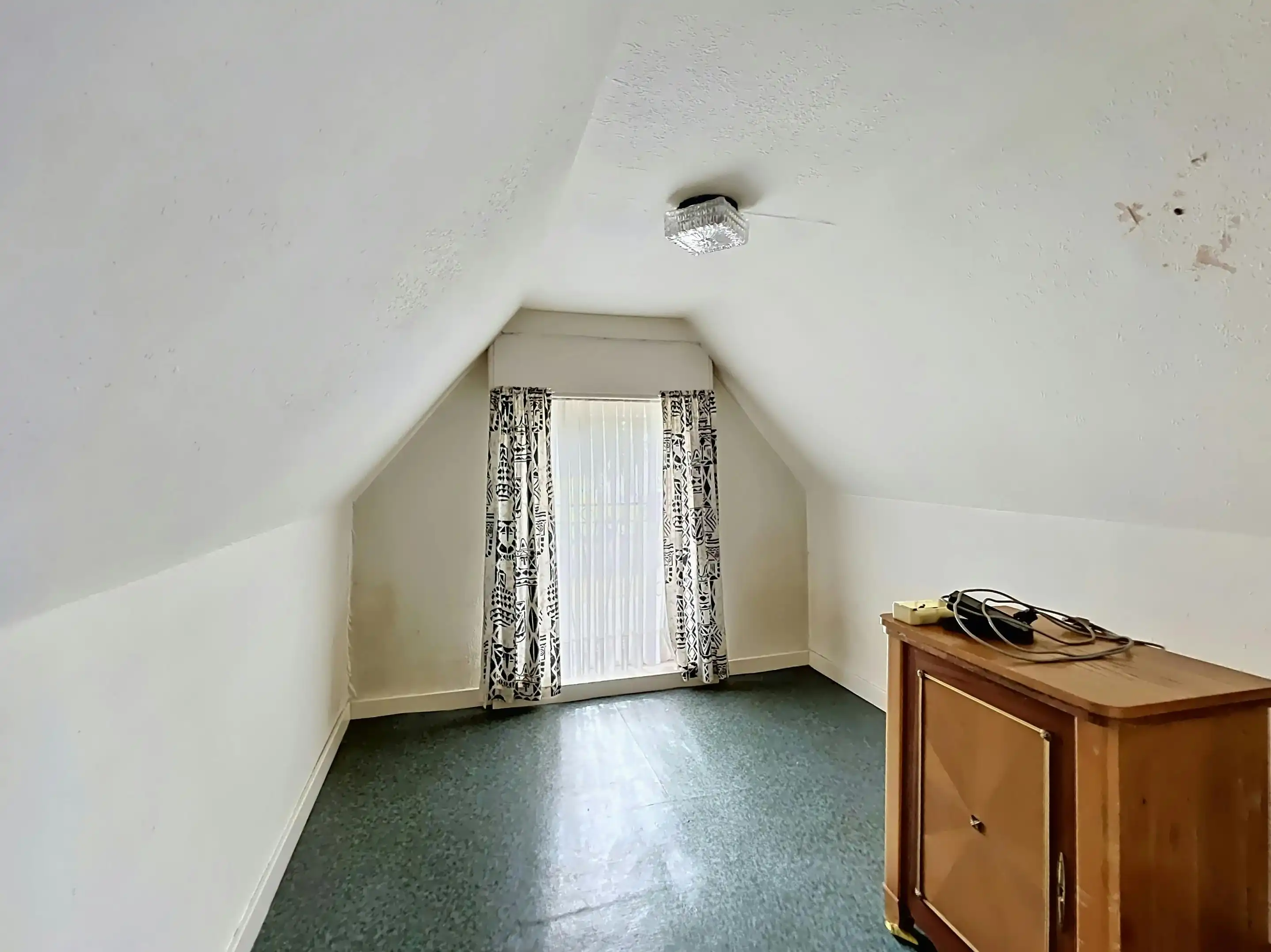 Alleenstaande woning in hartje Aalter foto 14