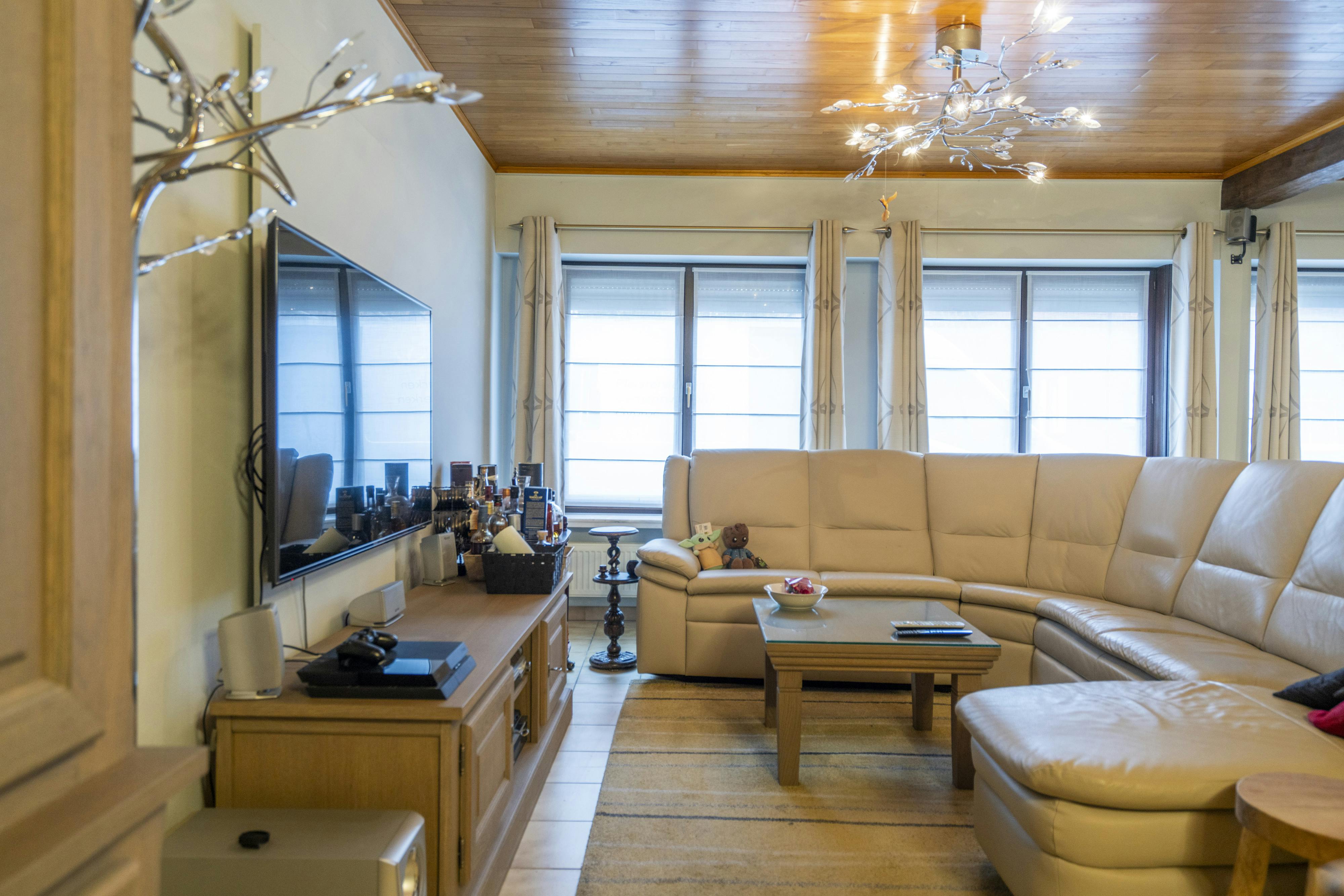 Instapklaar appartement te koop met 2 slaapkamers in Harelbeke foto 6