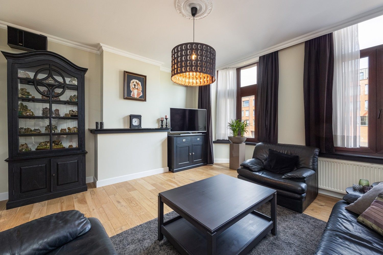 Karaktervol herenhuis met hedendaags comfort en tuin in Deurne foto 12