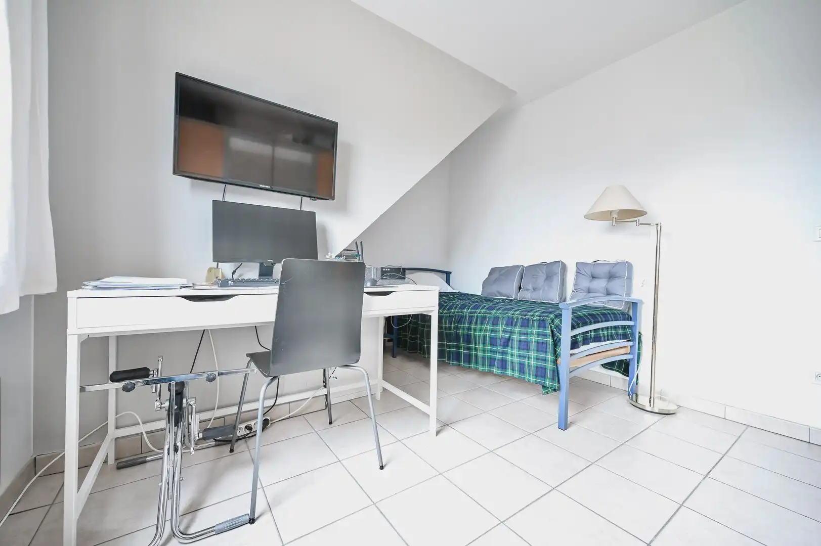 Ruim en centraal gelegen appartement met 2 slaapkamers. foto 10