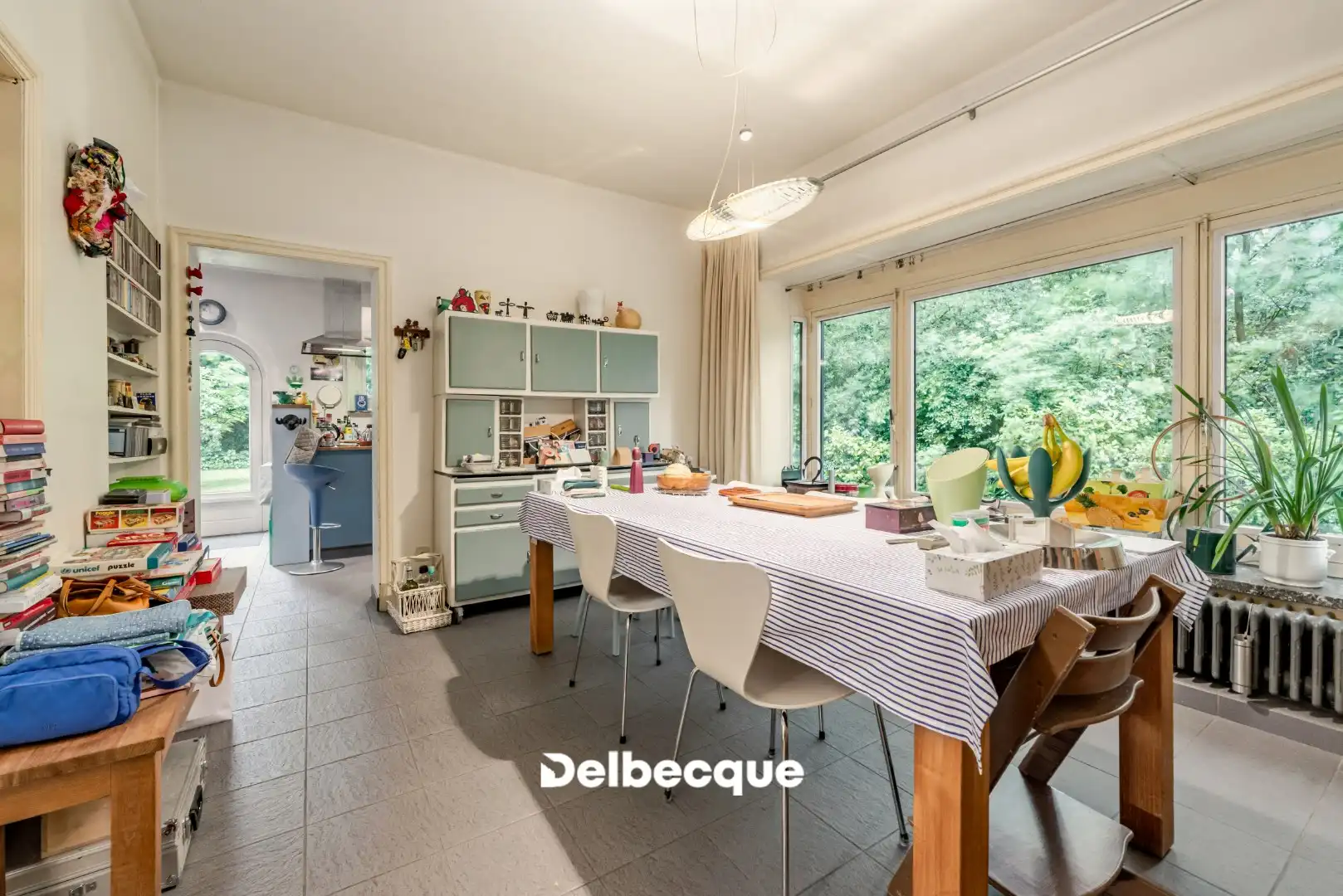 Karaktervolle villa in interbellumstijl op ruim perceel in gegeerde villawijk te Sint-Kruis foto 11