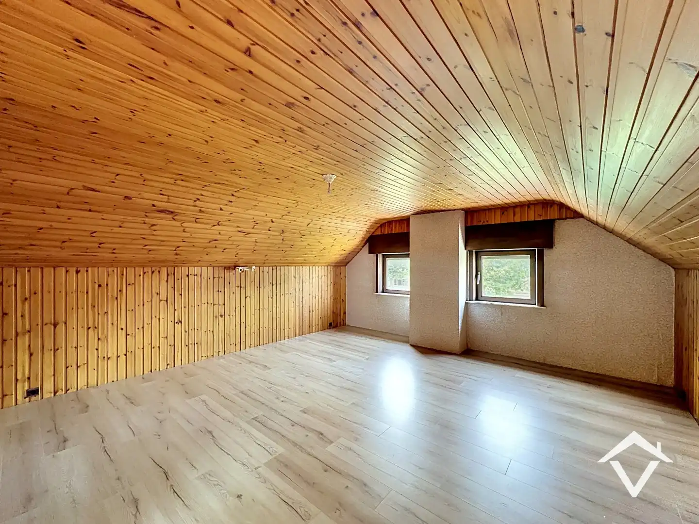 Zeer ruime en instapklare woning met veel mogelijkheden te Eernegem foto 29