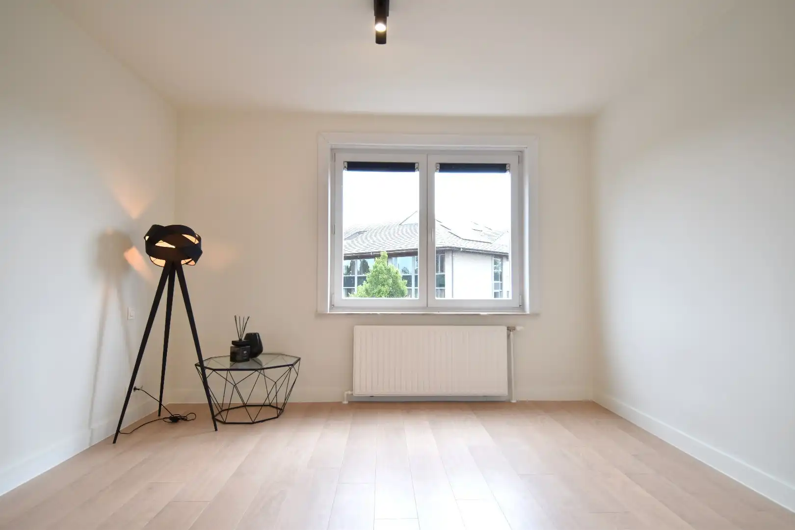 Instapklaar appartement met 2 ruime slaapkamers en balkon te Gullegem foto 8