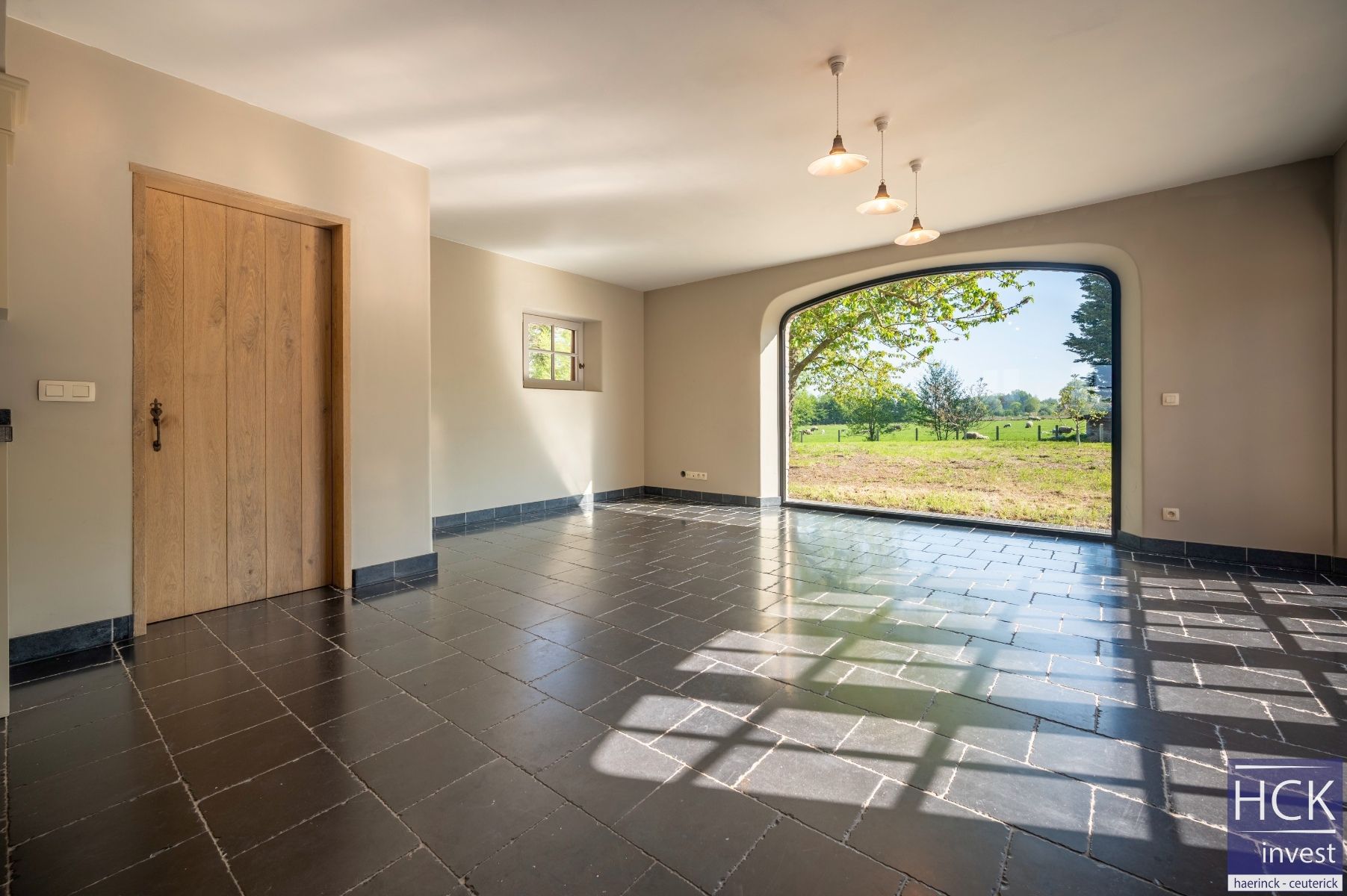 KRUISHOUTEM - Exclusieve landelijke woning met bijgebouwen, high-end afwerking!! foto 10