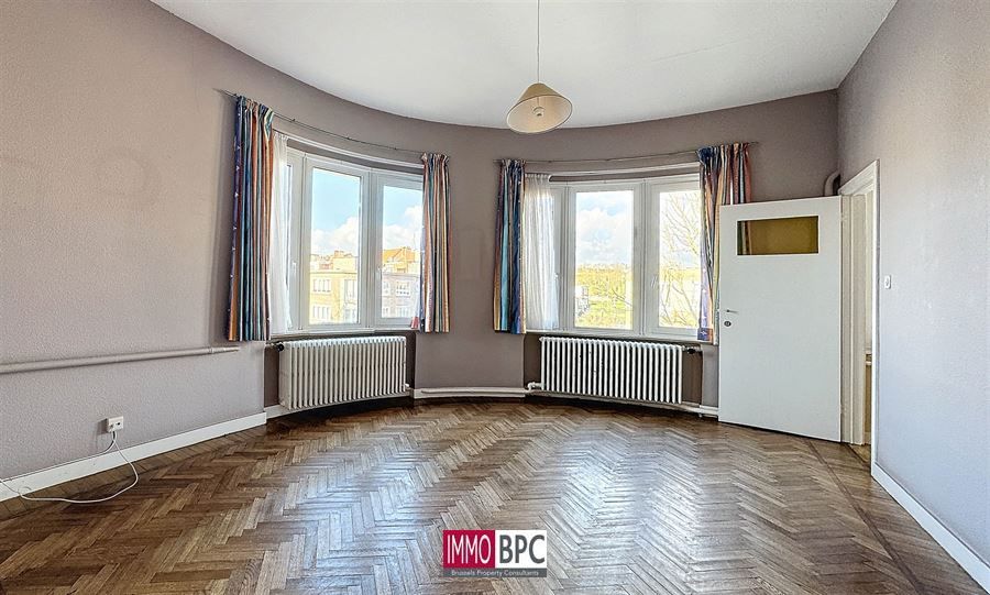 Ruim en lichtrijk hoekappartement nabij de Heizel  foto 4