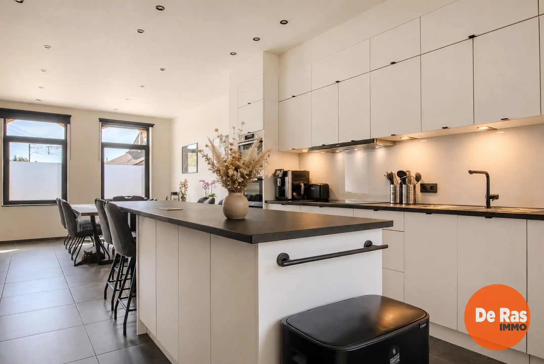 WELLE - Exclusief wonen in een volledig vernieuwde herenwoning! foto 3