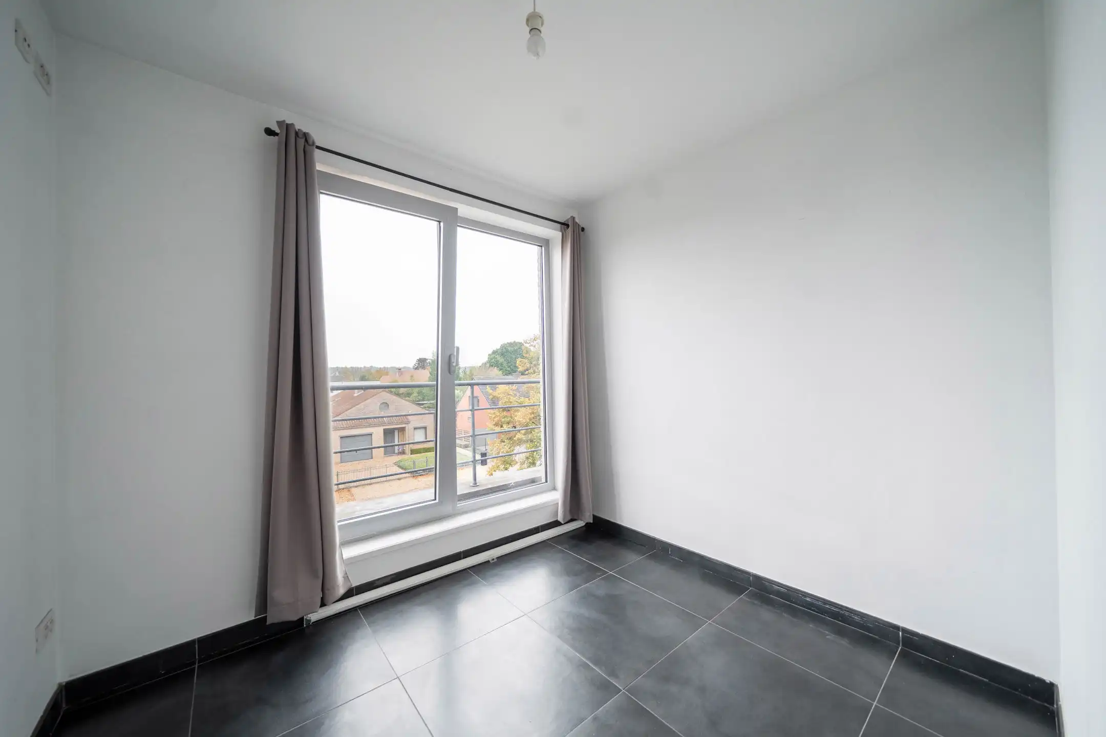 Penthouse met 1 à 2 slaapkamers, dressing en ruim terras foto 14
