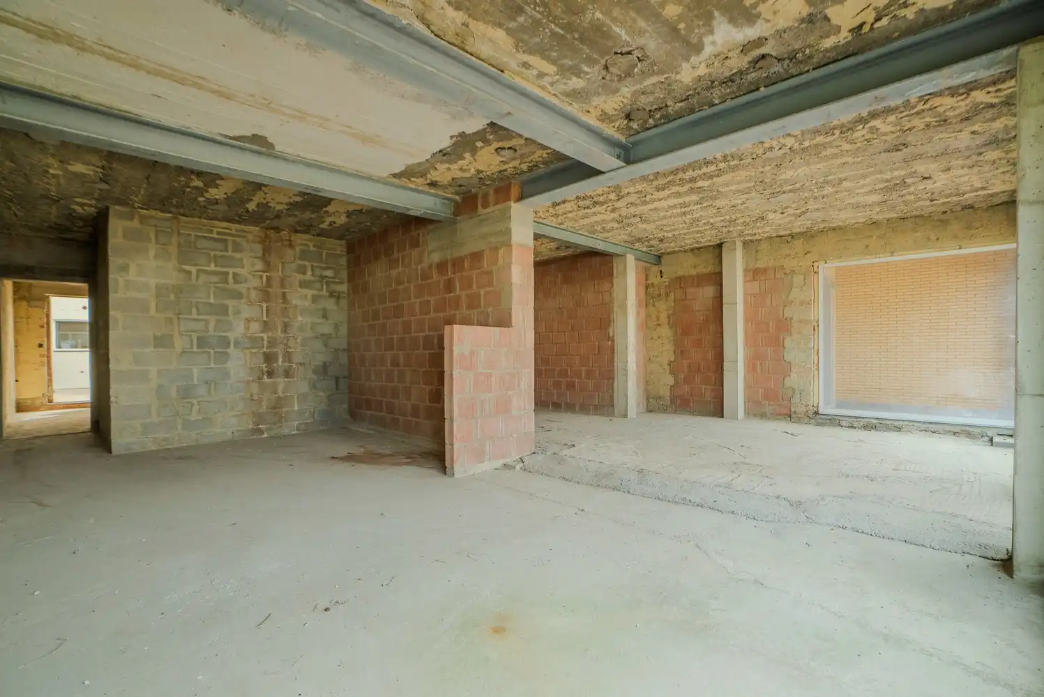 Casco woning met loods – Een project met eindeloze mogelijkheden foto 9