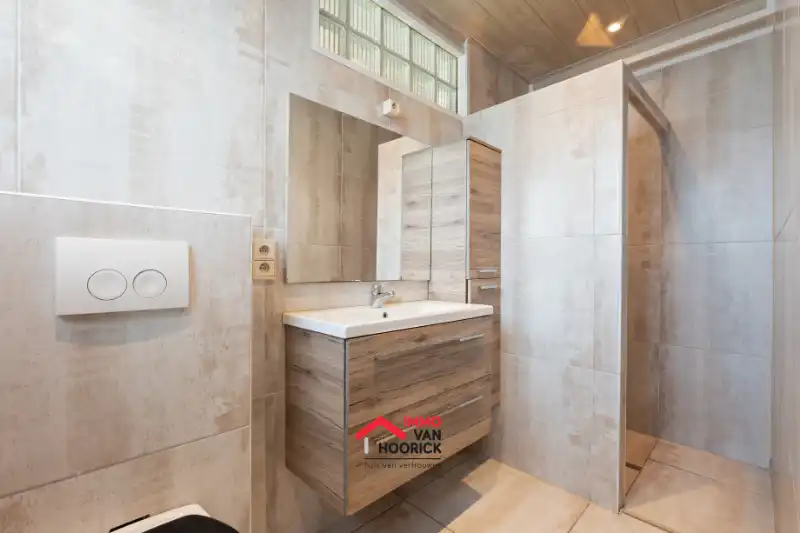 Karaktervolle woning HOB aan de stadsrand. foto 9