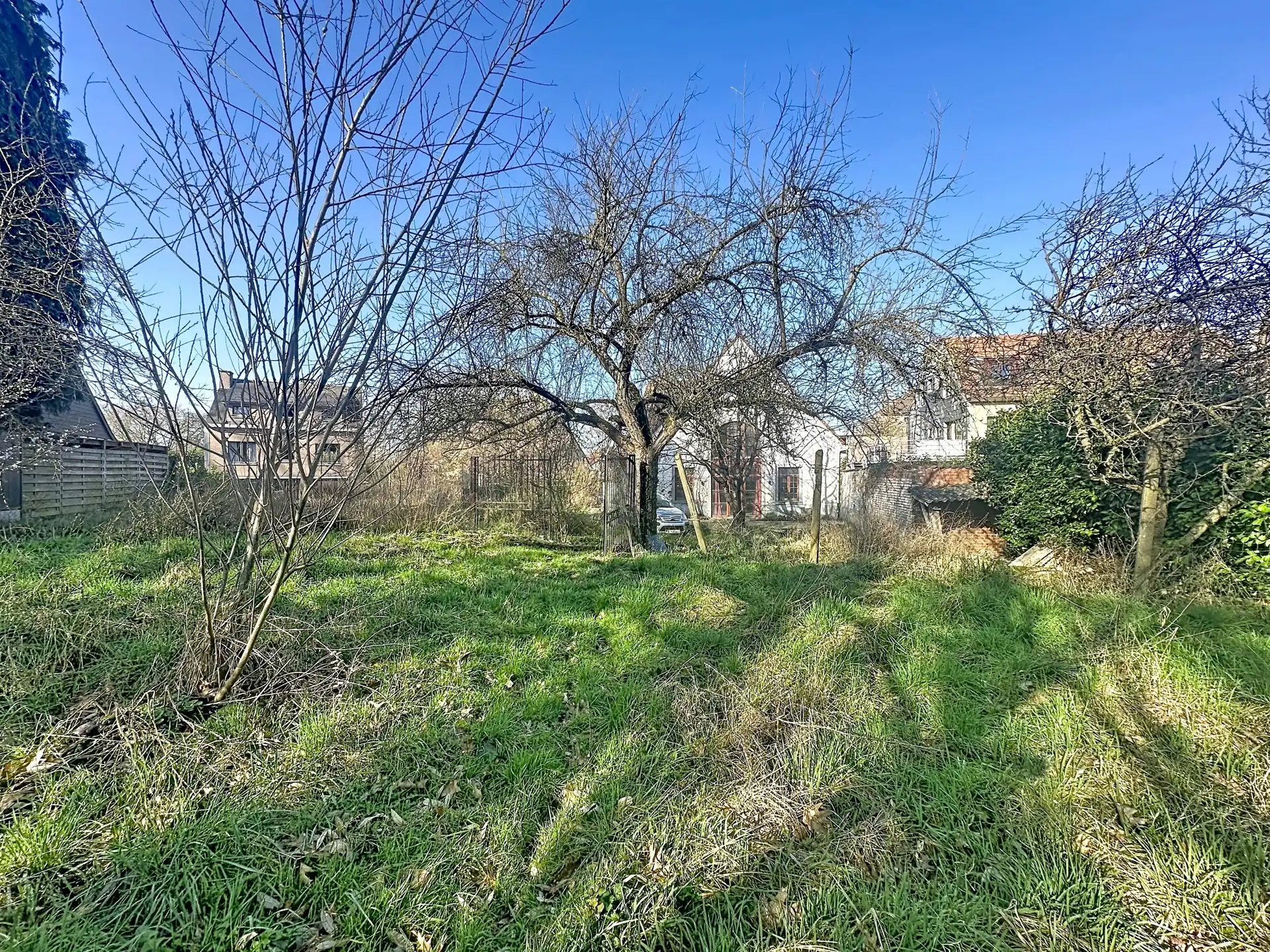 Te renoveren woning met 3 slaapkamers foto 24