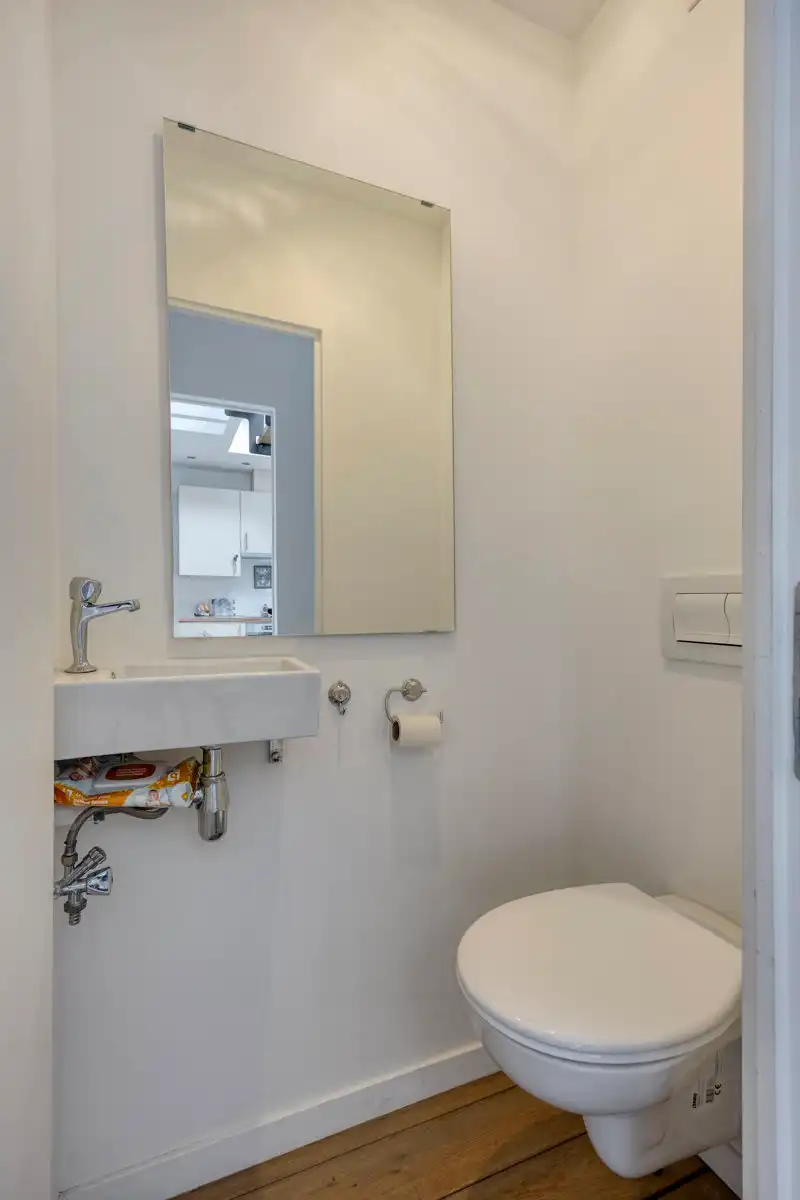 Prachtig gerenoveerde herenwoning met 5 slaapkamers foto 10