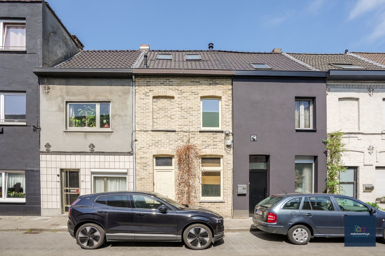 Rustig gelegen woning met 2 slpk en gezellige koer foto {{pictureIndex}}