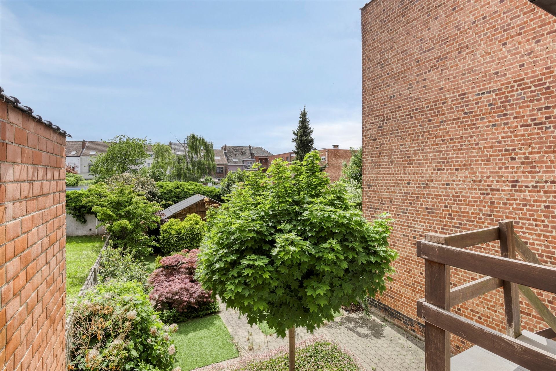 Mooie stadswoning met veel potentieel in centrum met tuin foto 23