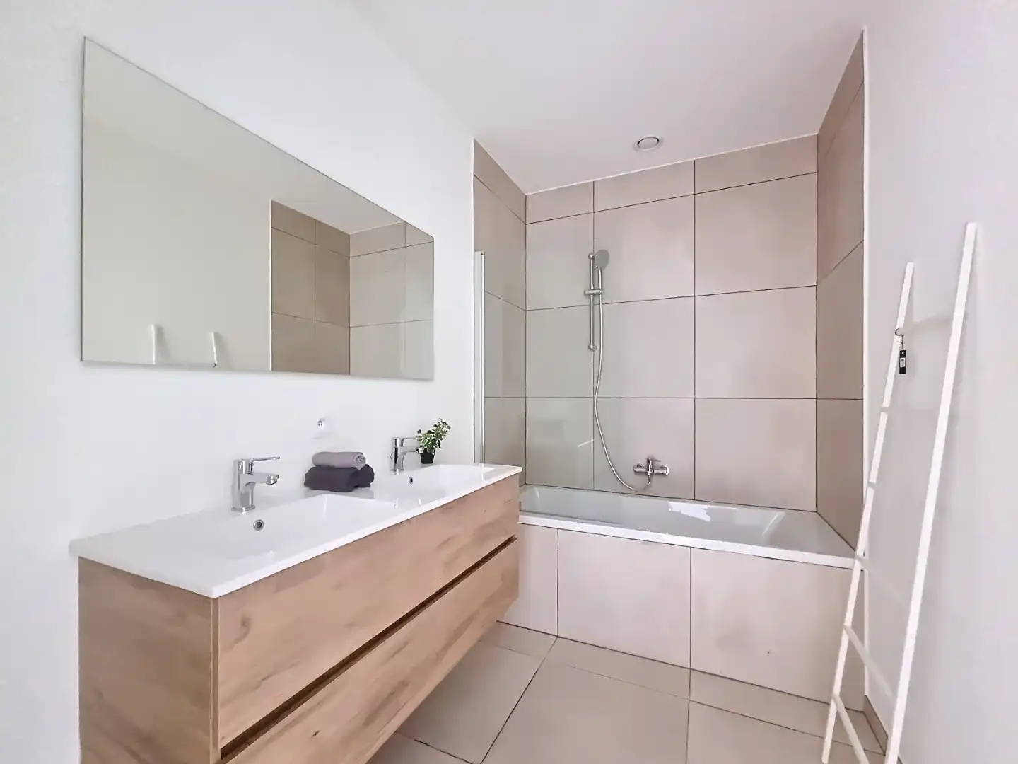 Nieuwbouwoning in een landelijke omgeving foto 9