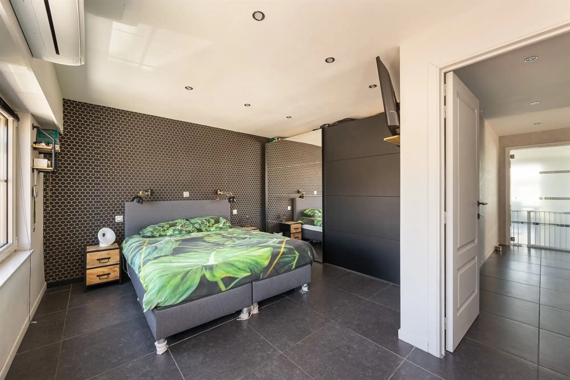 Bijzonder ruim duplexappartement met zonnig terras foto 13