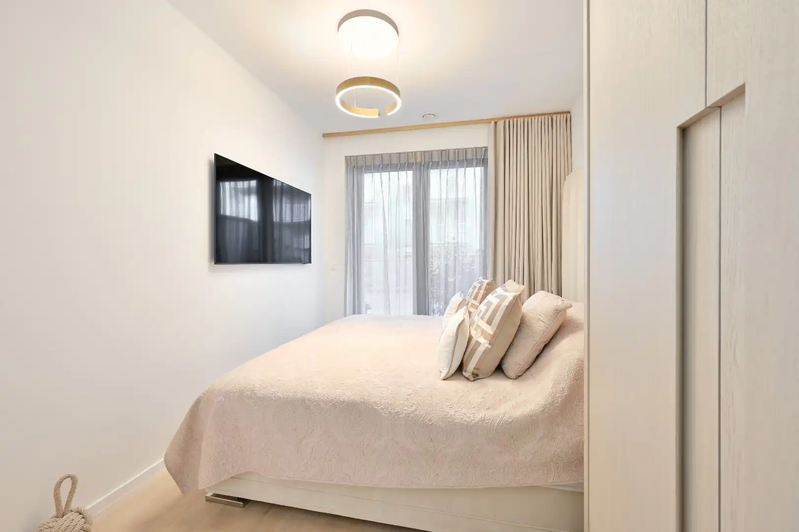 Nieuw luxe appartement gelegen op de Kustlaan in het Zoute, tussen de Minigolf en het Albertplein foto 18