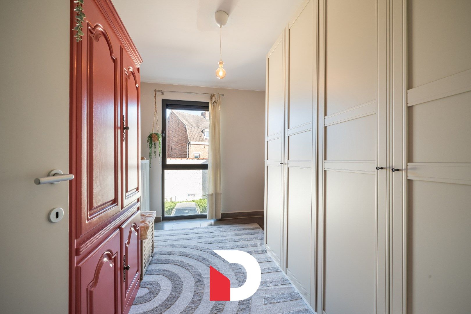 Ruim en instapklaar appartement met 2 slk. te Sint-Andries.  foto 14