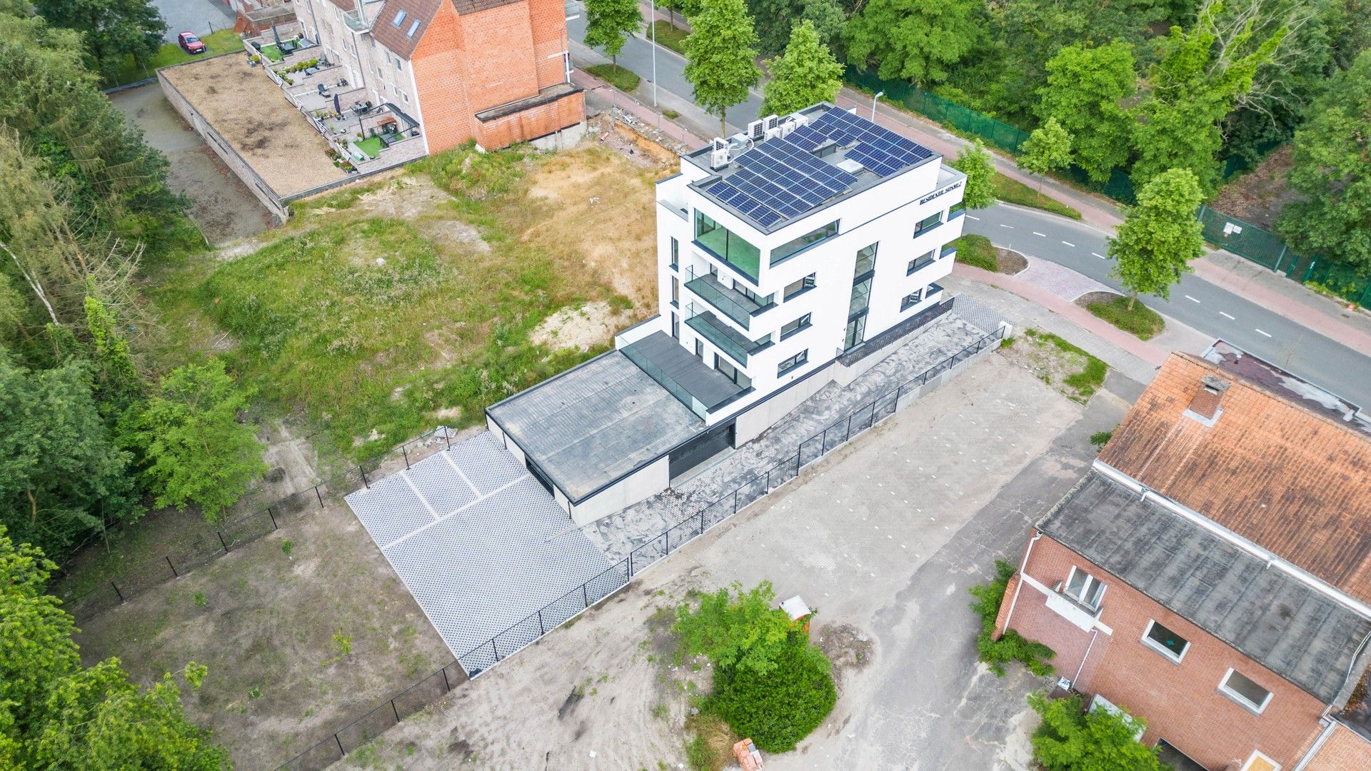 Instapklaar nieuwbouw appartement (2024) met overdekt terras foto 5