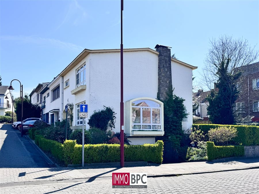 Ruime en charmante woning met zonnige tuin  foto 3