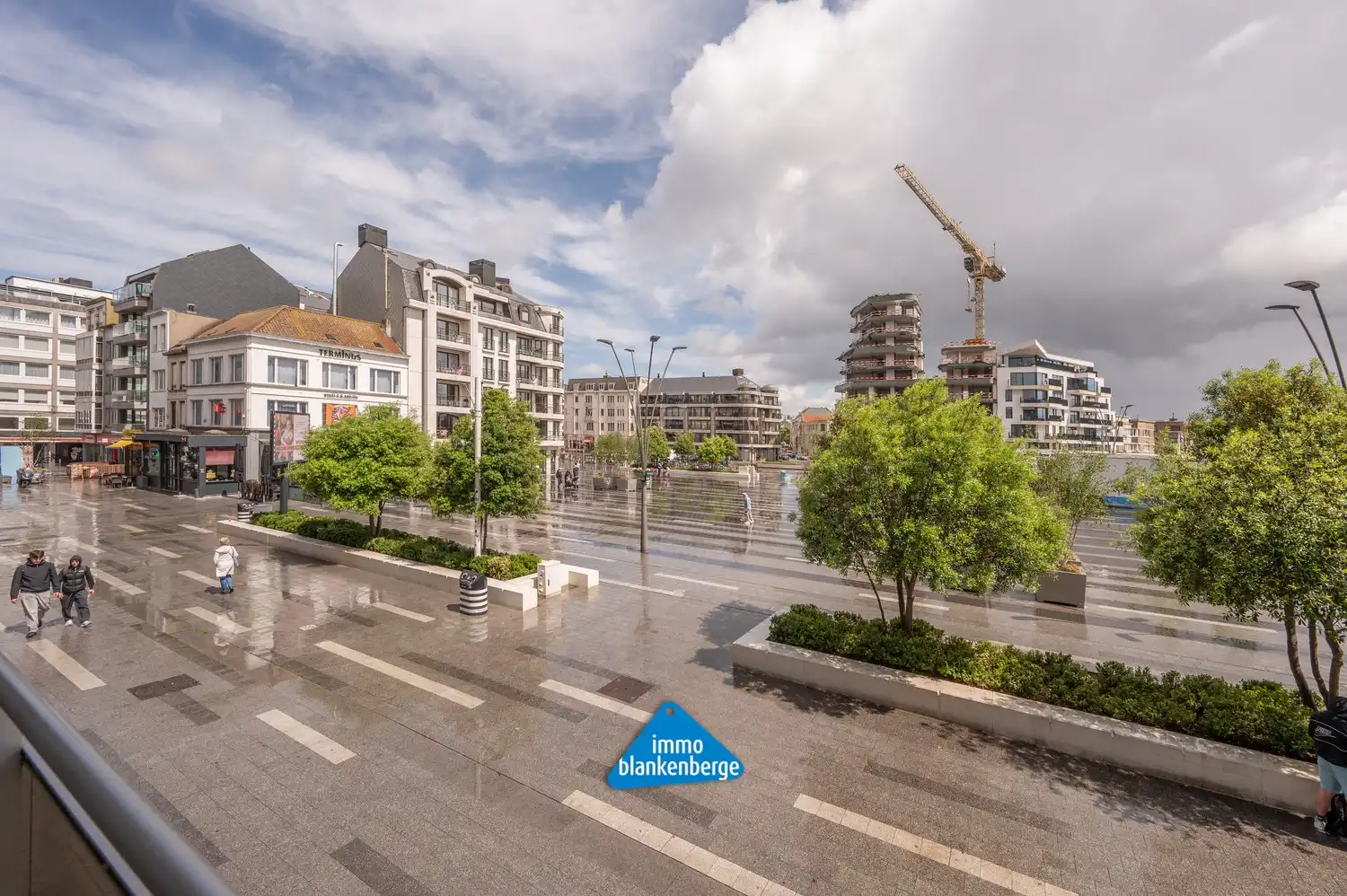 Ruim appartement met 3 slaapkamers op absolute toplocatie foto 3