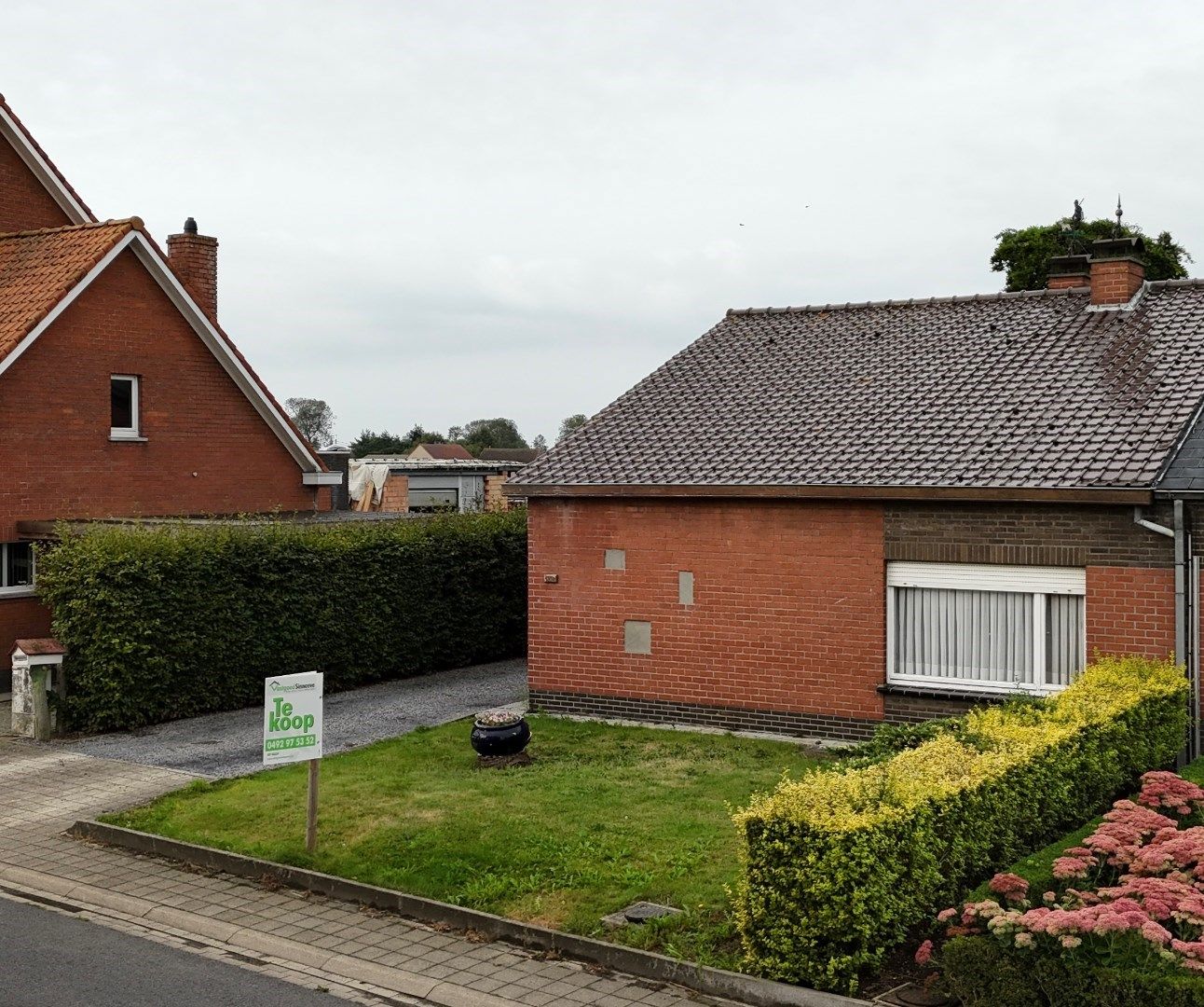 Woning met 2 slaapkamers en garage te Ichtegem  foto 4