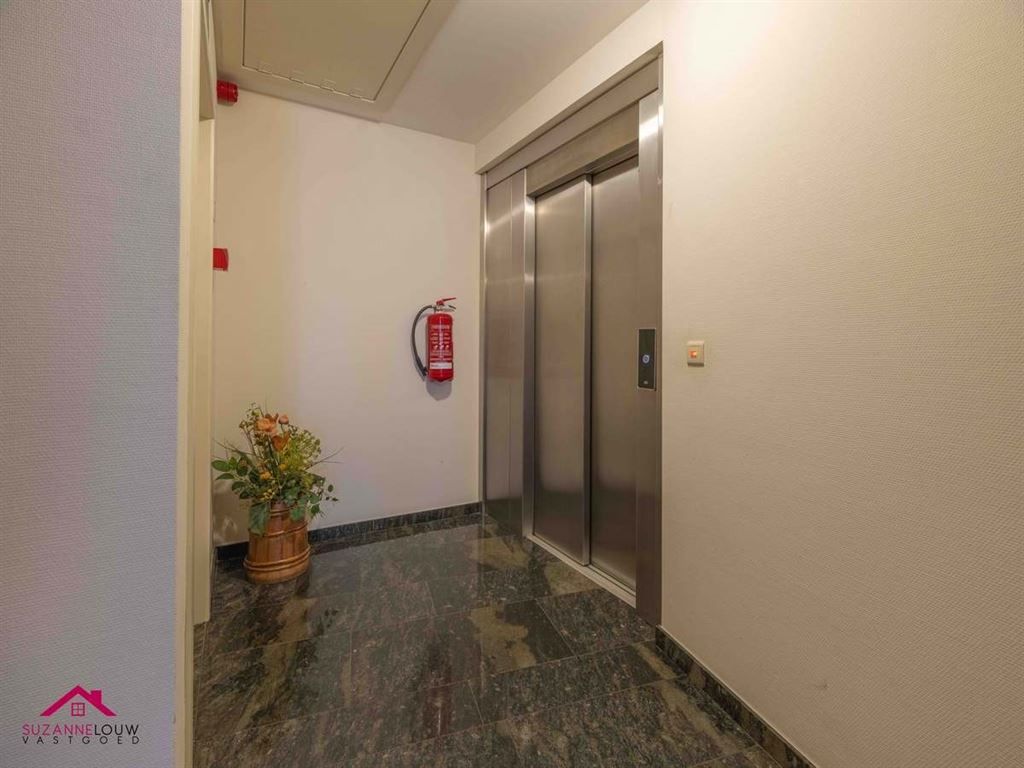 Ruim en gezellig appartement vlakbij het centrum foto 7