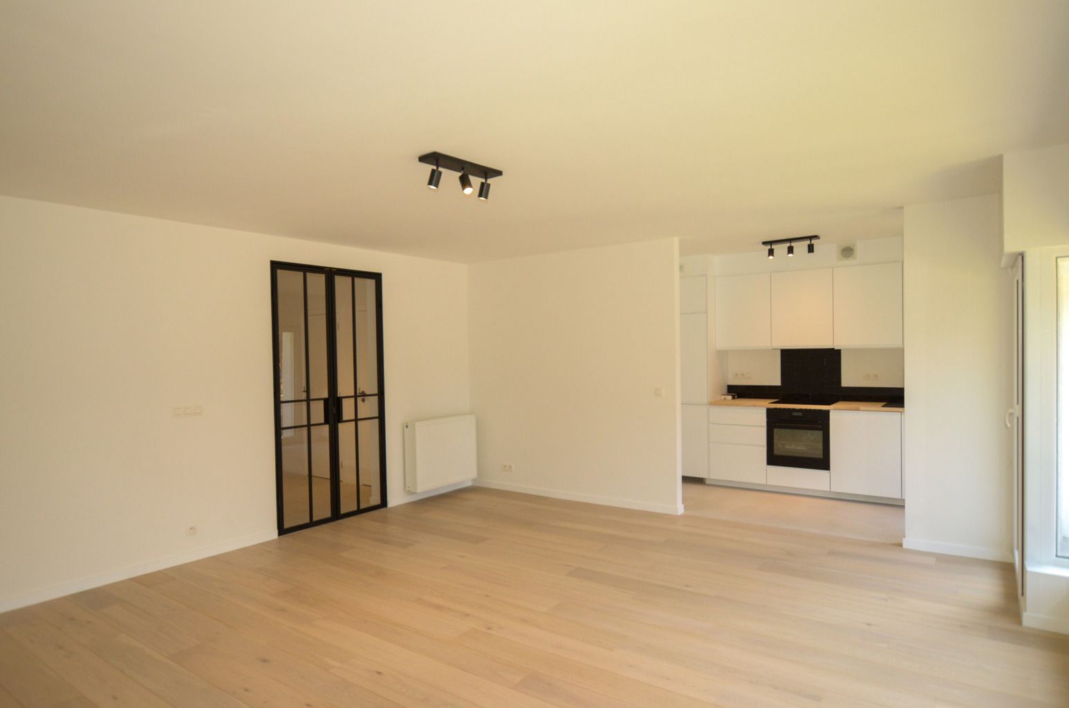 Appartement te huur foto {{pictureIndex}}