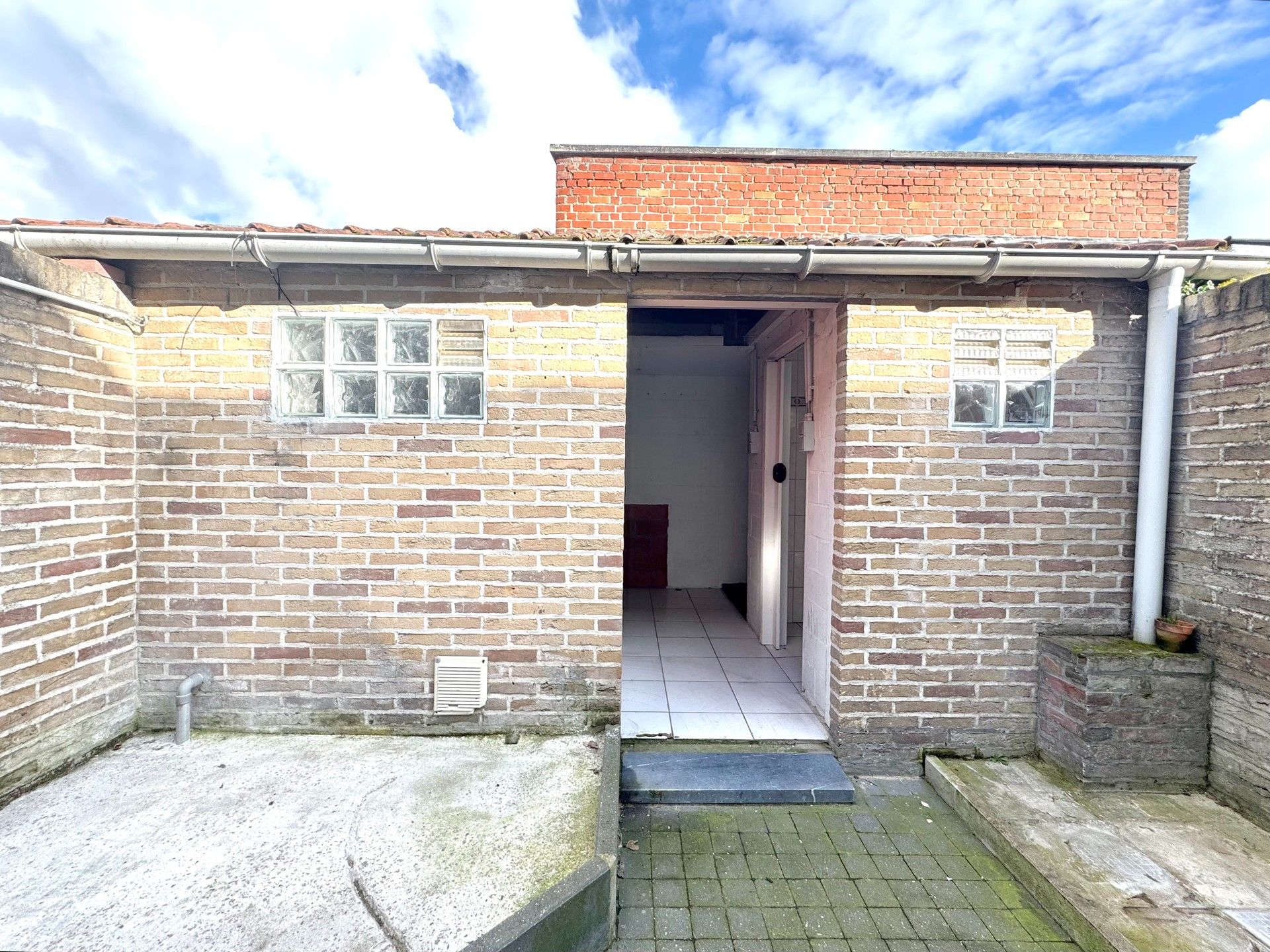 GEZELLIG INSTAPKLAAR HUISJE MET 3 KAMERS & TUIN foto 9