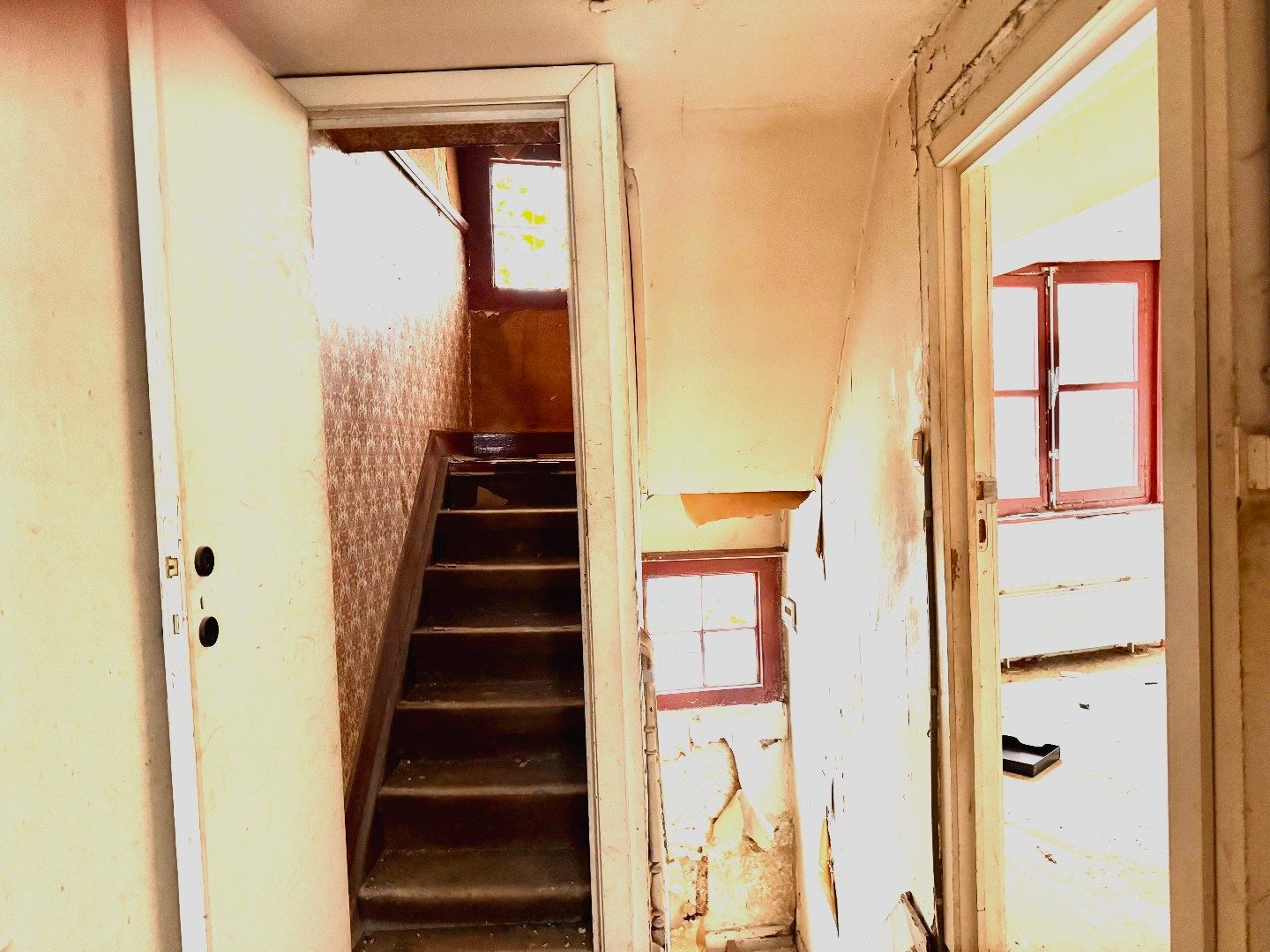 Charmant te renoveren handelspand  foto 6