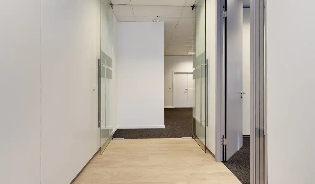 Kantoren met prachtig zicht te huur in Antwerp Ring Center in Borgerhout foto 18