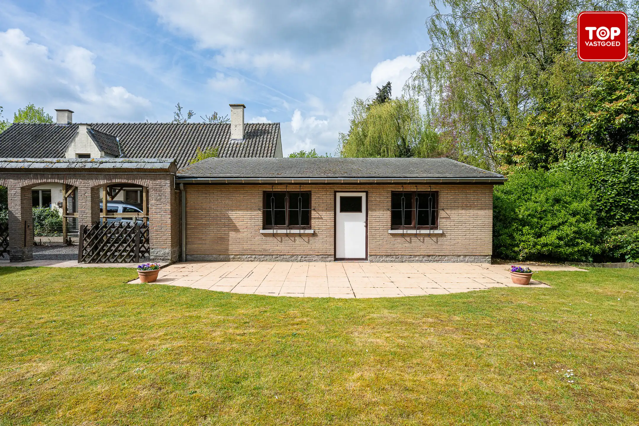 Te renoveren karaktervolle villa met 4 slaapkamers, gelegen op een perceel van 900 m². foto 26