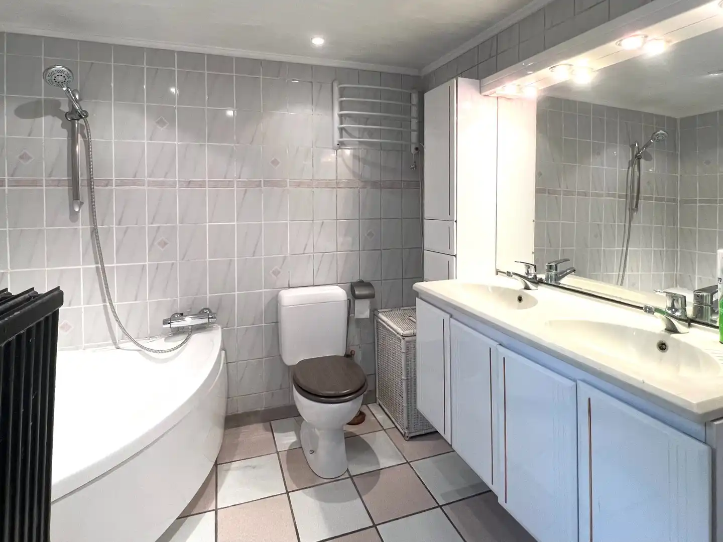 Lichtrijk appartement met 2 ruime slaapkamers! foto 9