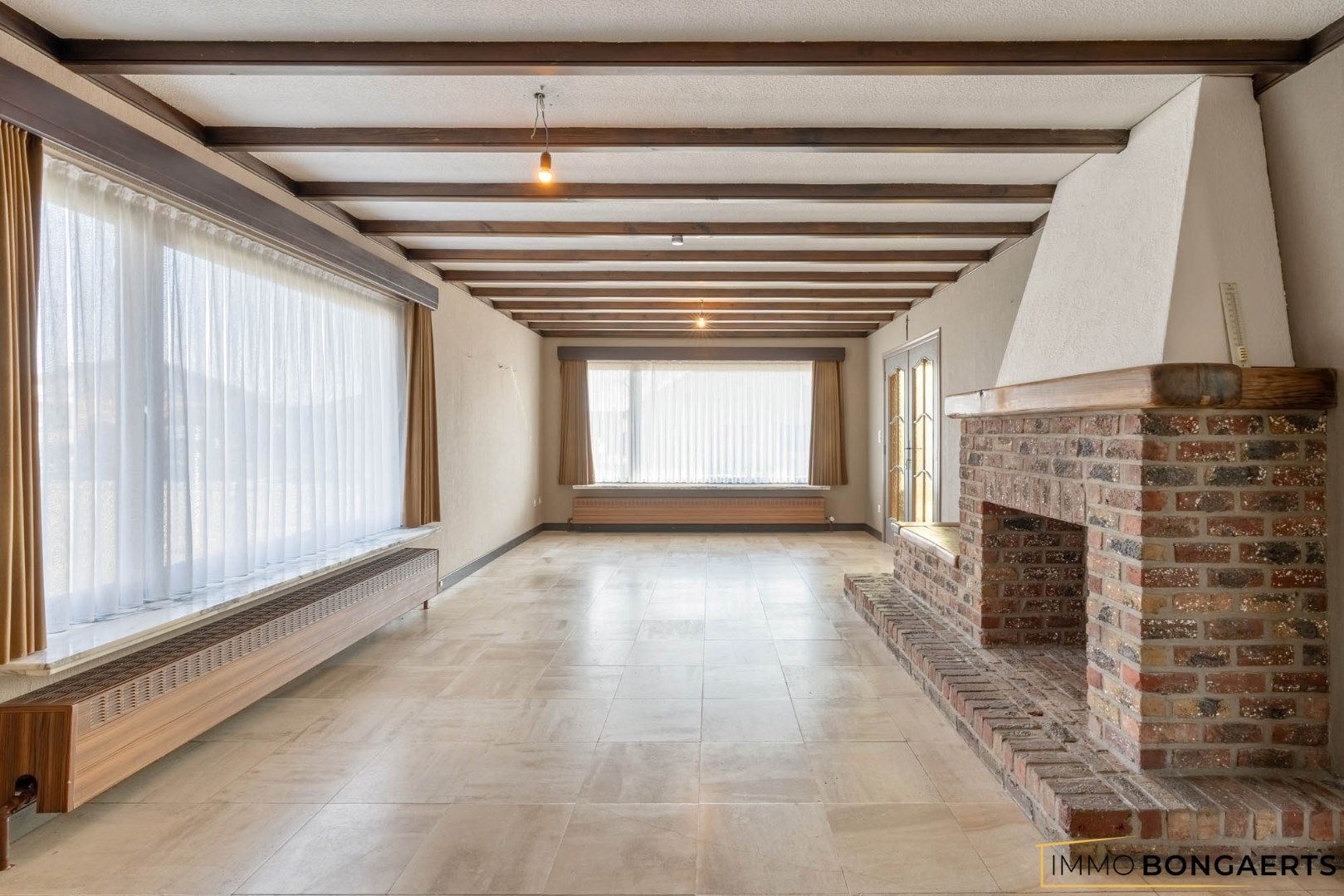 Ruime woning met drie slaapkamers foto 5