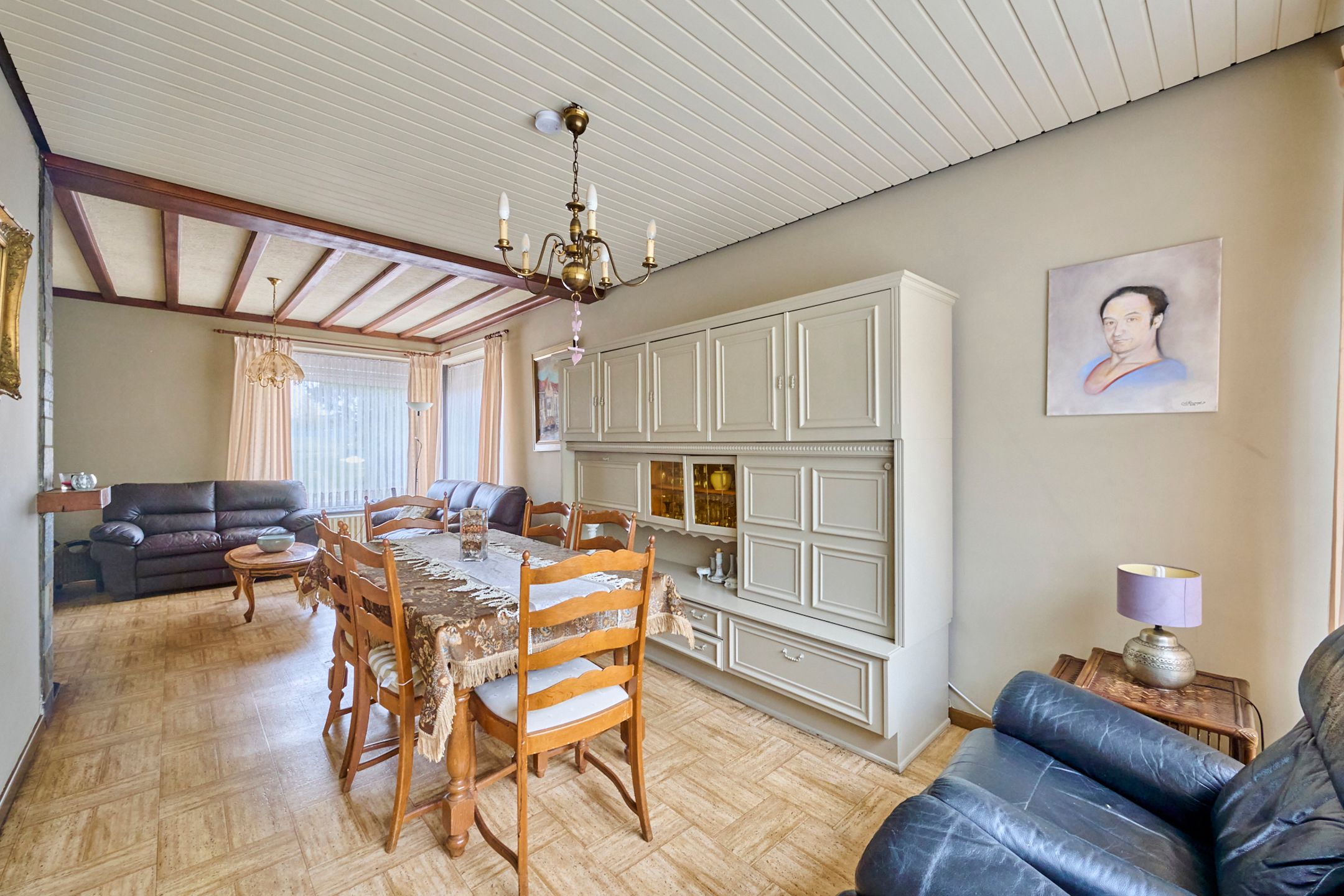 RUSTIG GELEGEN TE RENOVEREN WONING OP 10A 07CA NABIJ CENTRUM foto 4