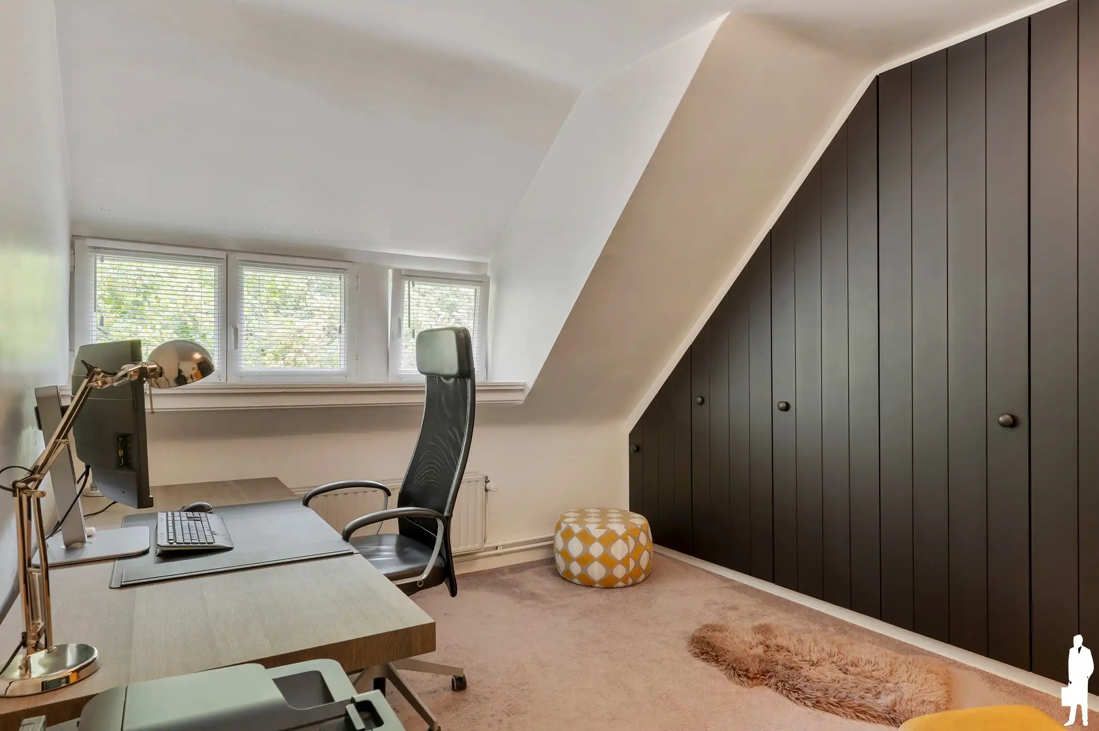 Charmante lichtrijke woning, met prachtige aangelegde tuin! foto 11