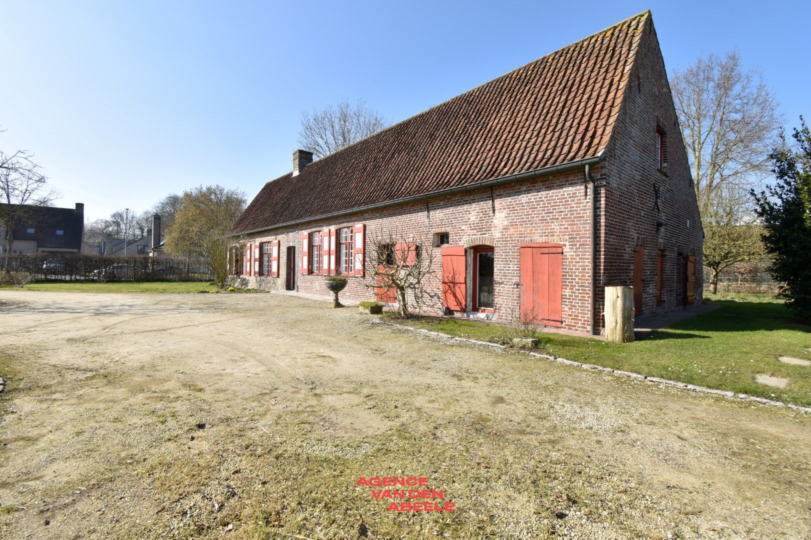 Prachtige kasteelhoeve met 5 slaapkamers op een imposant domein  foto 4