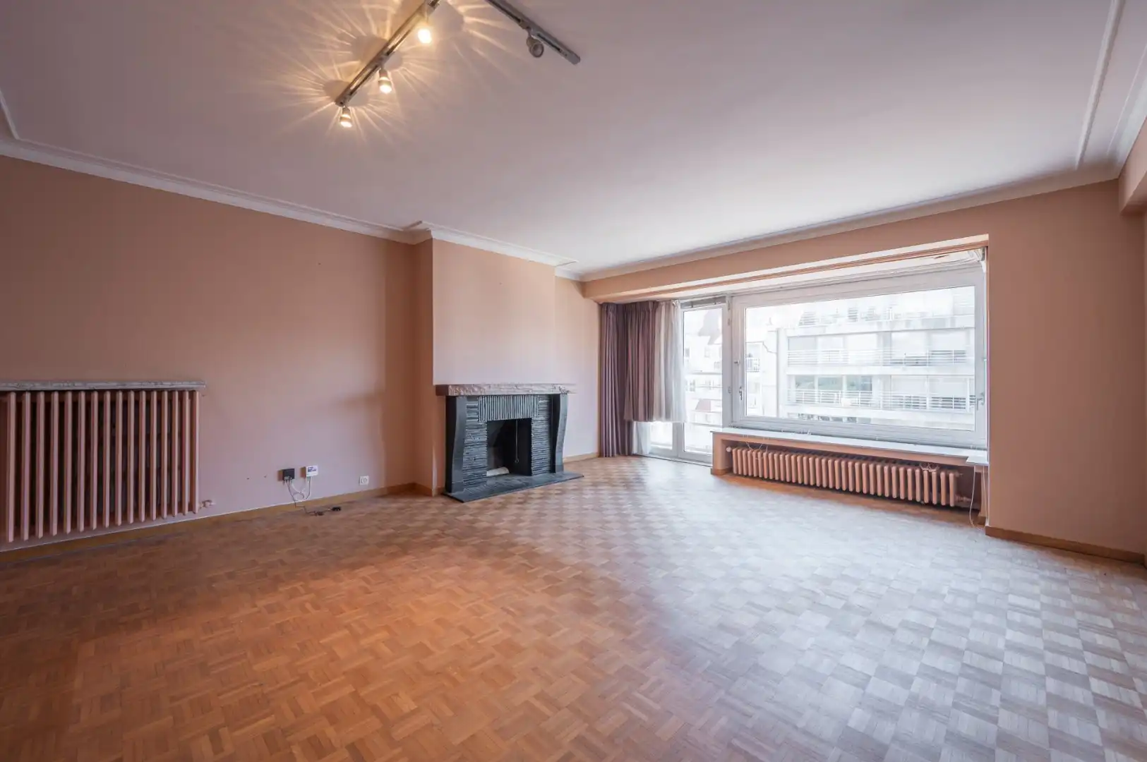 Op te frissen appartement met centrale ligging op Lippenslaan foto 3