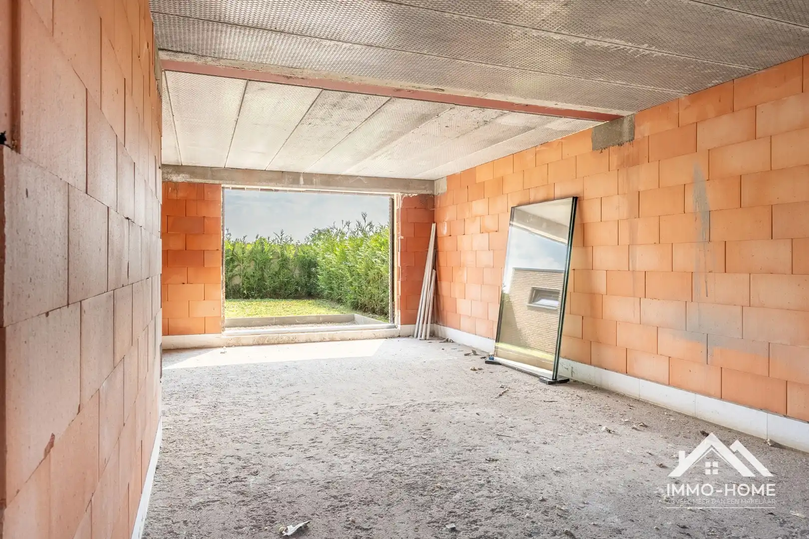 HOB casco woning met héél veel potentieel foto 6