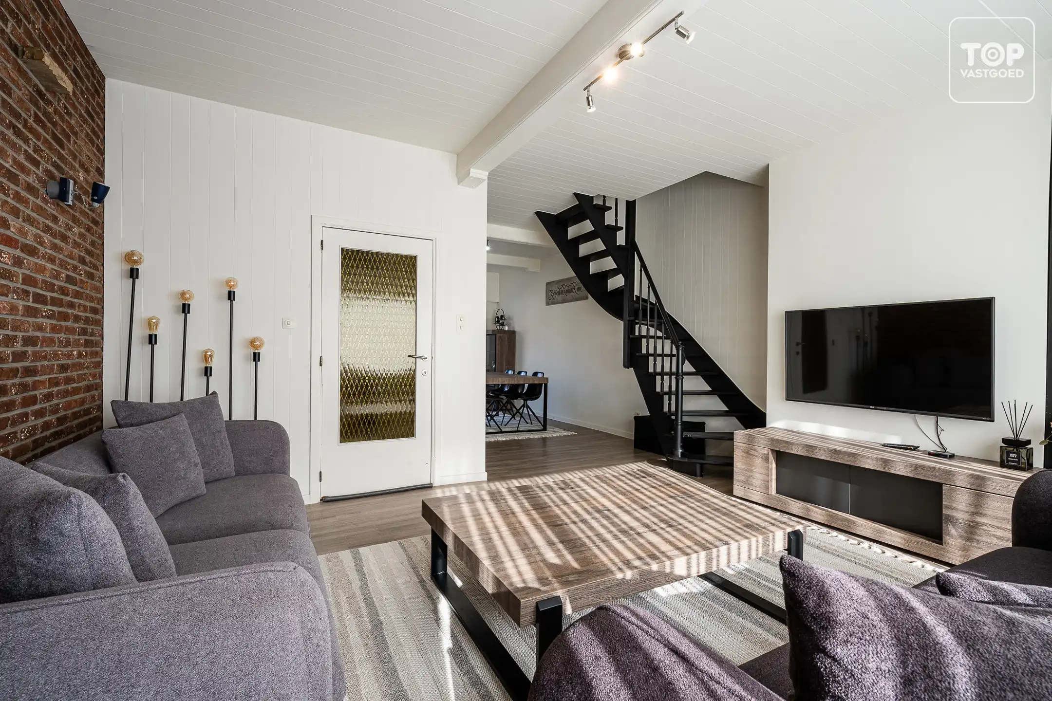 Instapklare woning met magazijn foto 10