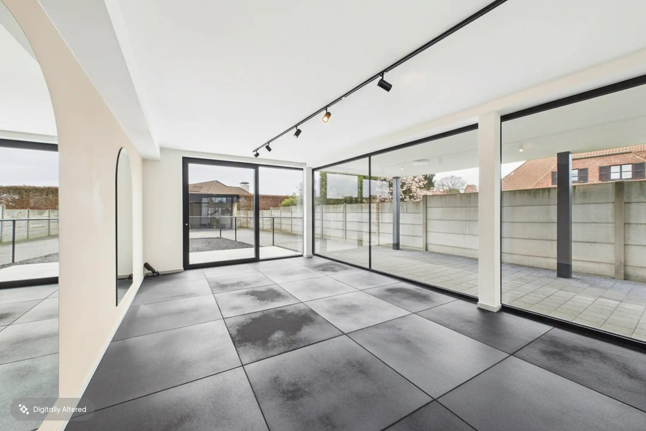 Handelsruimte van ca 60 m² met parking en tuin in Poppel. foto 7