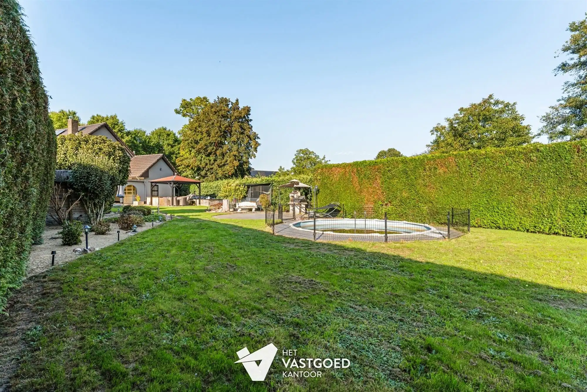 ZEER RUIME, GERENOVEERDE WONING OP TOP-LIGGING! foto 43