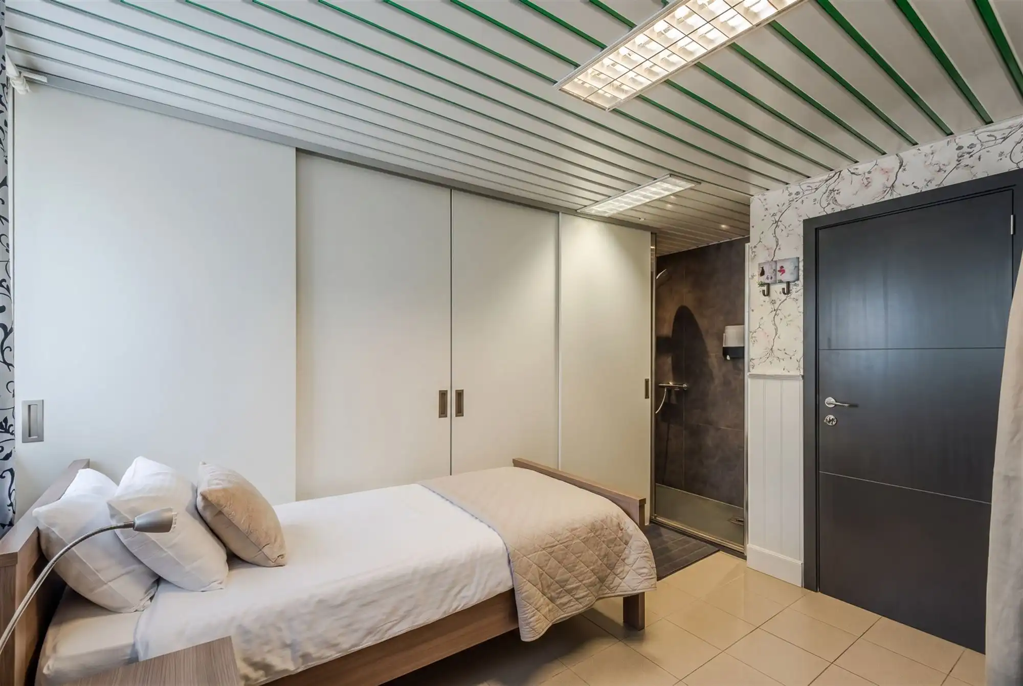 Vrijstaande woning op 763 m² met veranda en zonnige tuin  foto 17