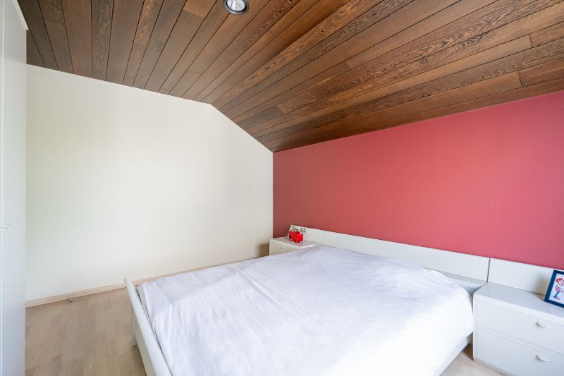Stijlvolle villa met winkelruimte, parking, loods en handelsfonds op toplocatie foto 7
