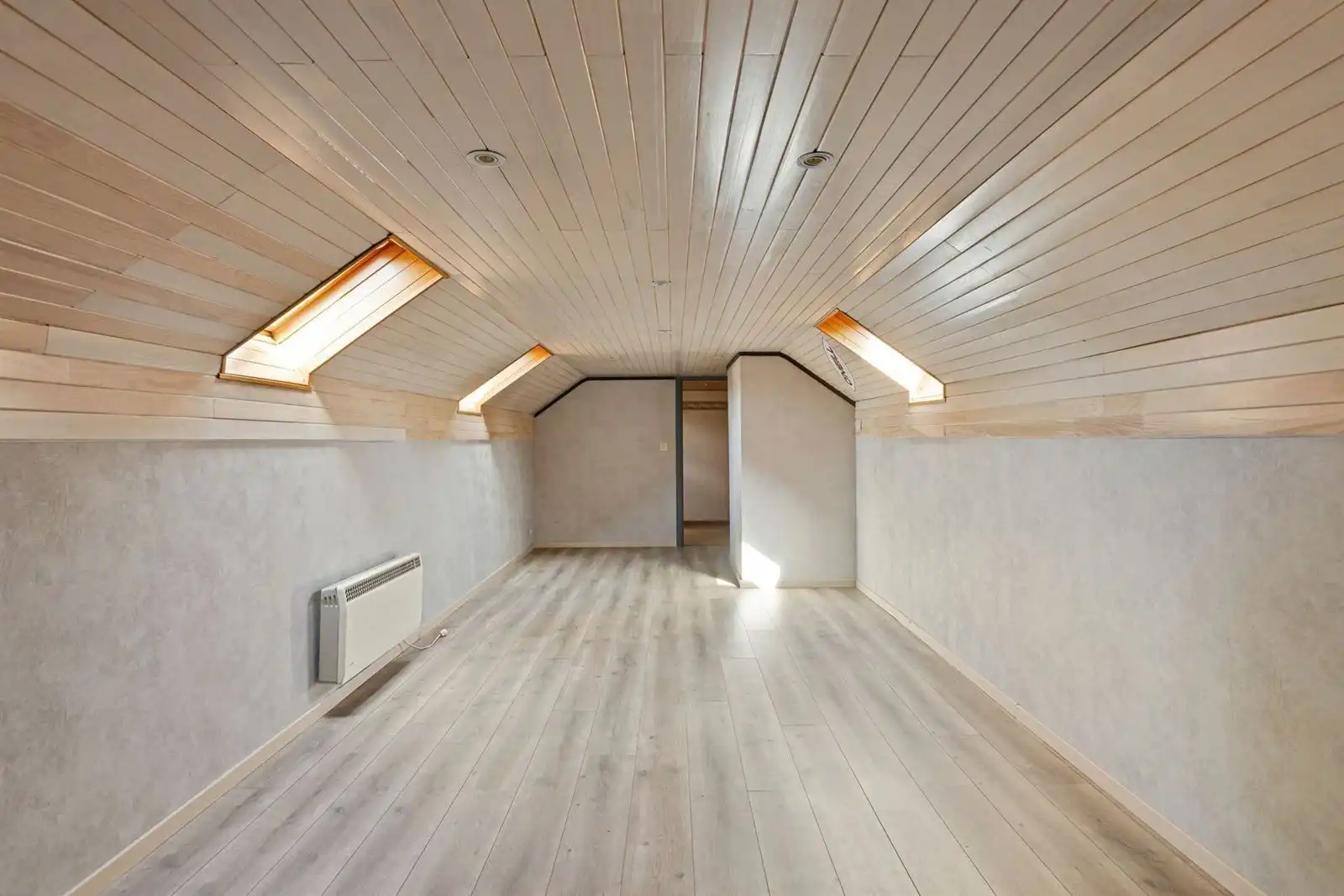 Woning met 3 slaapkamers en bureau te Alsemberg foto 18